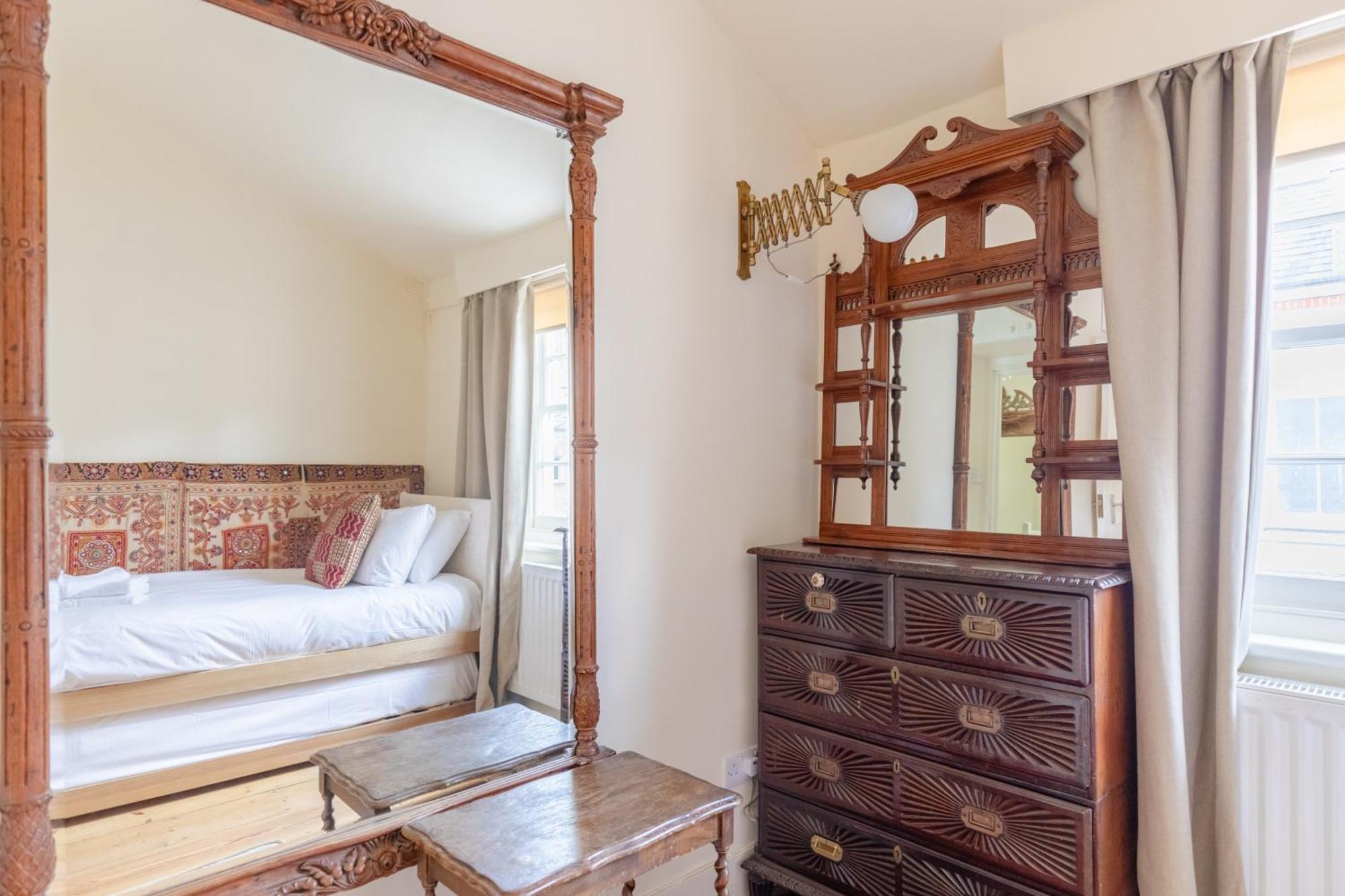 Beautifully Curated 2bd Flat Tyburnia London! Appartamento
